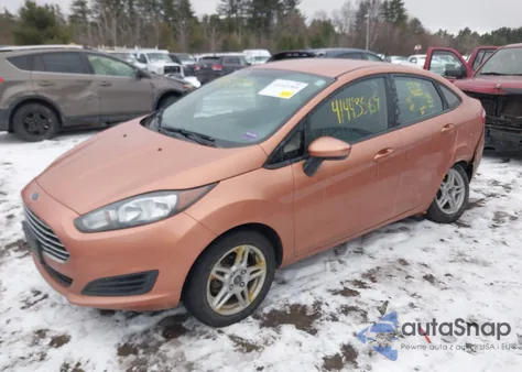 2017 Ford Fiesta Se z USA, uszkodzony, nr VIN 3FADP4BJ7HM129331